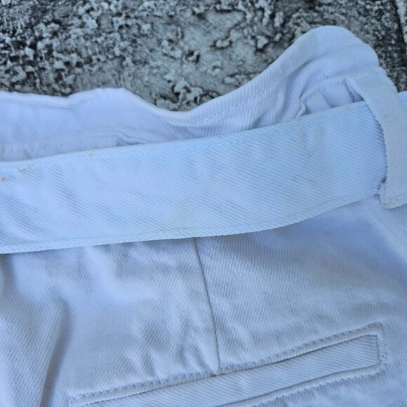 Zara Women Shorts With Fabric Belt White Cotton Short Shorts Size 8US 40EU - Picture 5 of 9